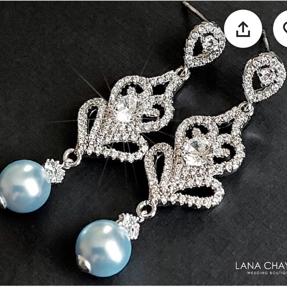 Blue pearl bracelet and earrings - Picture 12 of 16